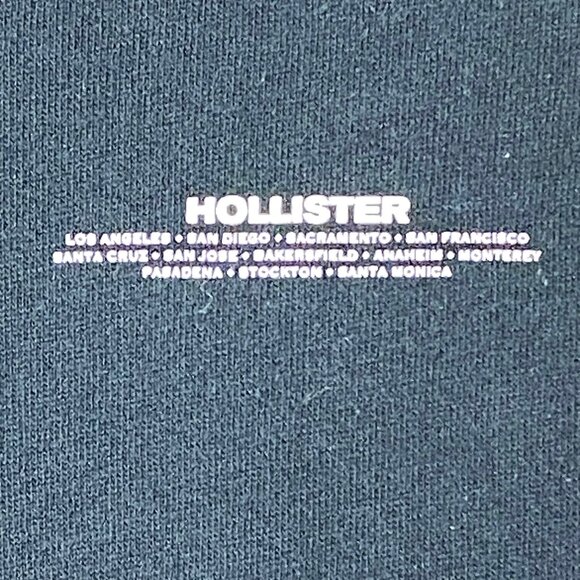 Hollister Black 1/3 Zipped Cropped Sweater Size Small - Picture 3 of 8